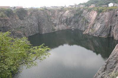 天馬山深坑