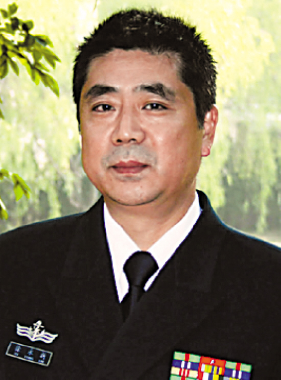 徐永新(海軍北海艦隊政治部創作室專職畫家)