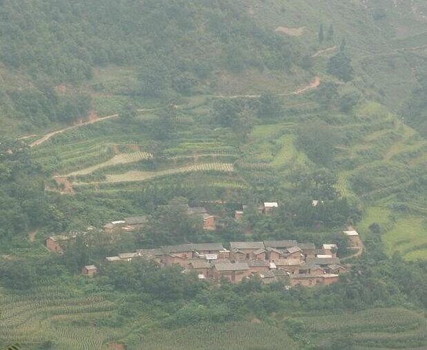 大腦包村(雲南昆明市宜良縣竹山鄉下轄村)