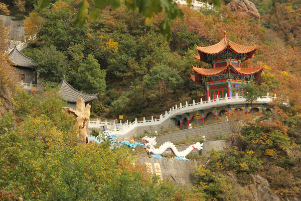 遼陽龍峰寺