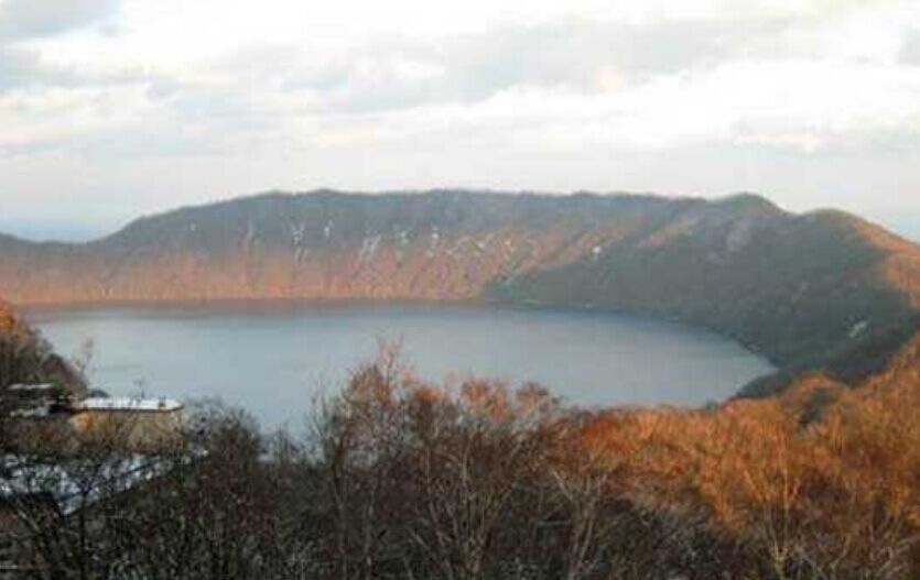 浮山破火山口