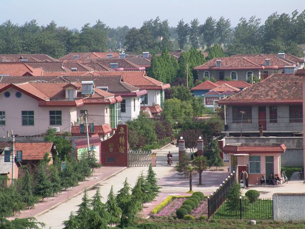 東韓村(山東省東營市河口區義和鎮東韓村)