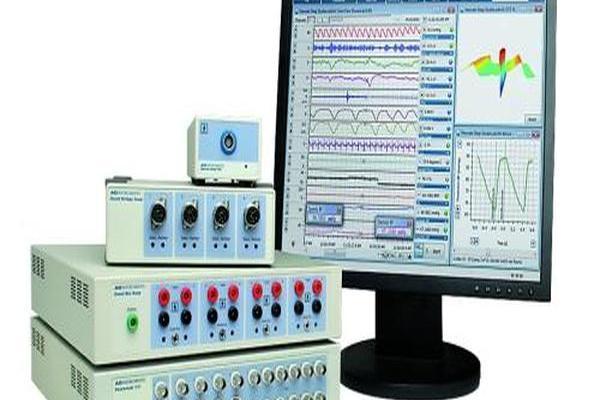 腦電分析系統