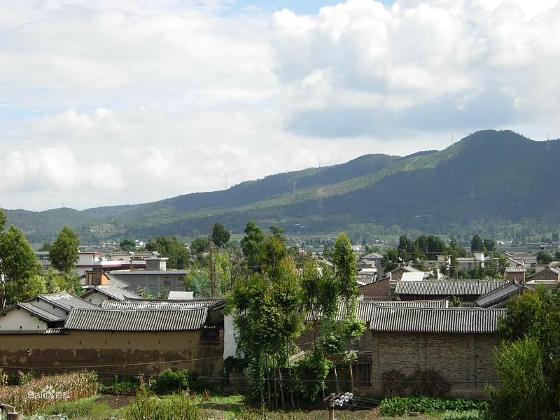 土官村(雲南省祿豐縣土官鎮土官村)