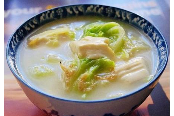 鴿蛋豆腐白菜湯