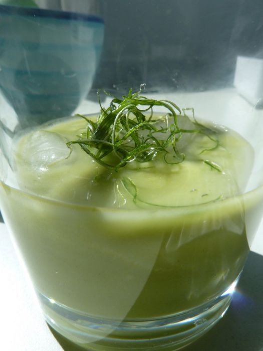 牛油果酸乳冷湯