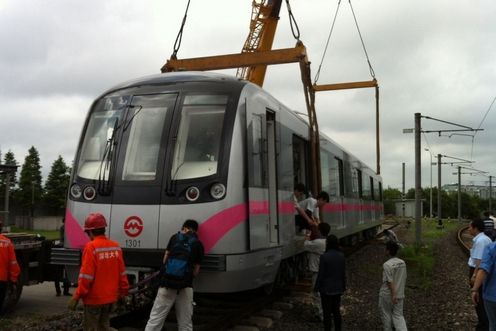 上海軌道交通AC-18型電動列車