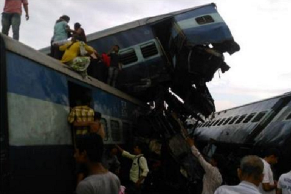 8·19印度火車脫軌事故