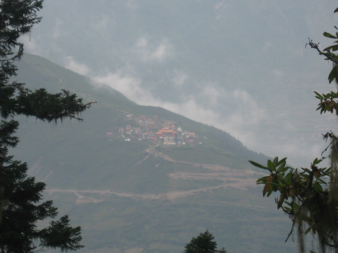 西巴寺遠景