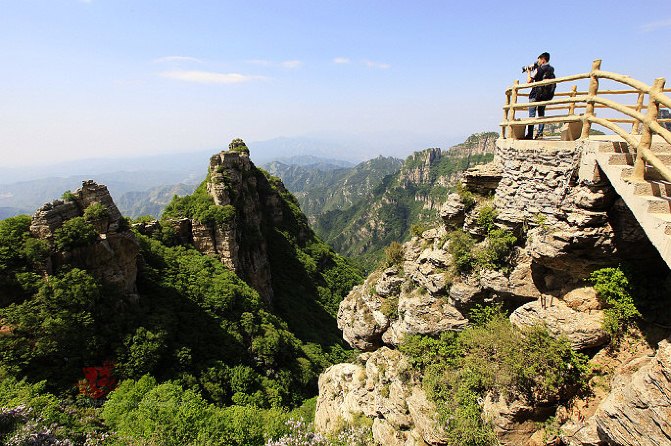 大理岩峰林