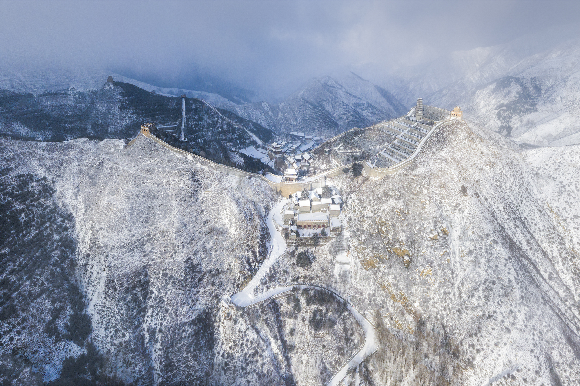 山西忻州雪後雁門關