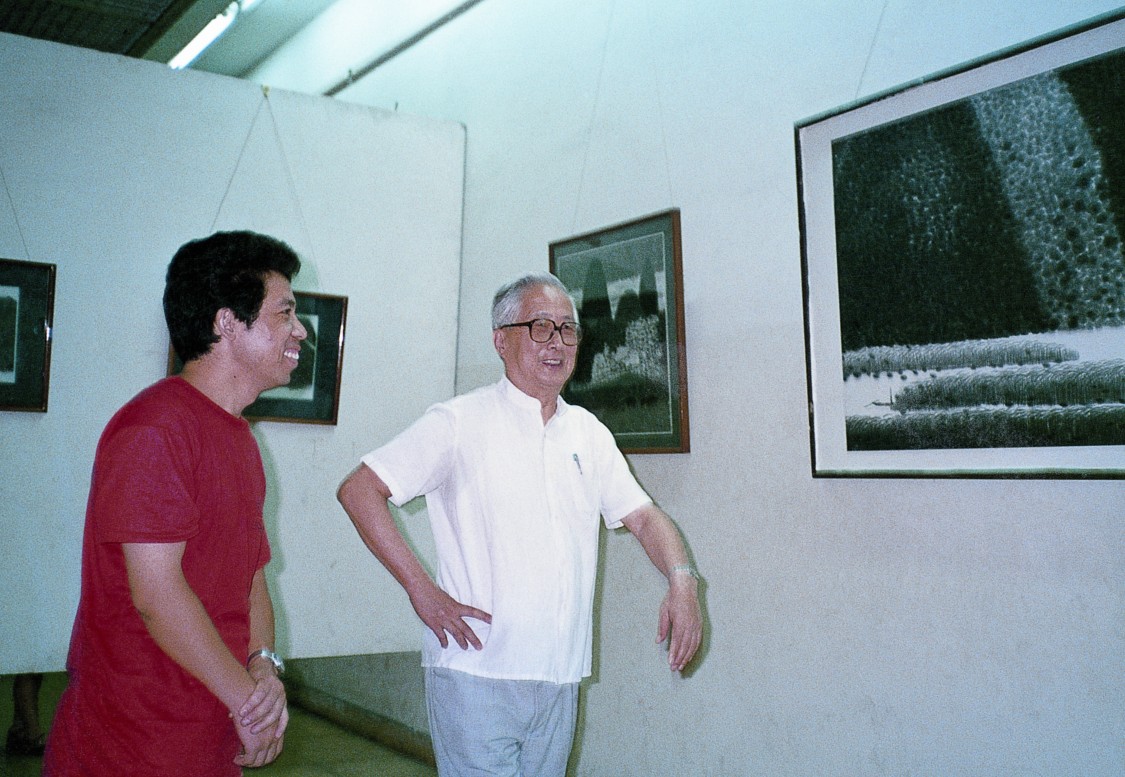 漫畫集華君武參加邱漢橋89年畫展