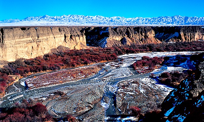 黨河峽谷及野馬南山