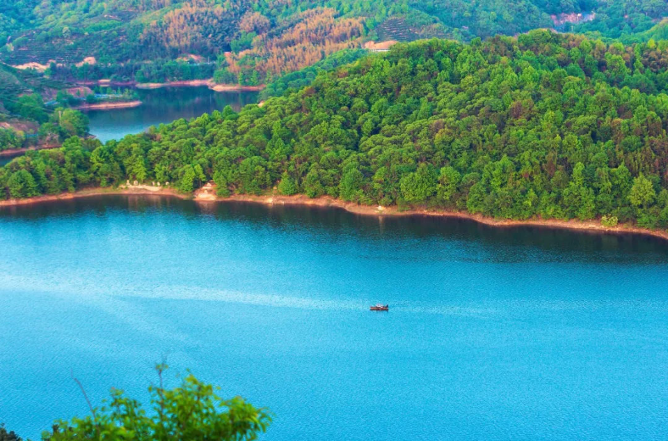 信陽新縣香山湖景區