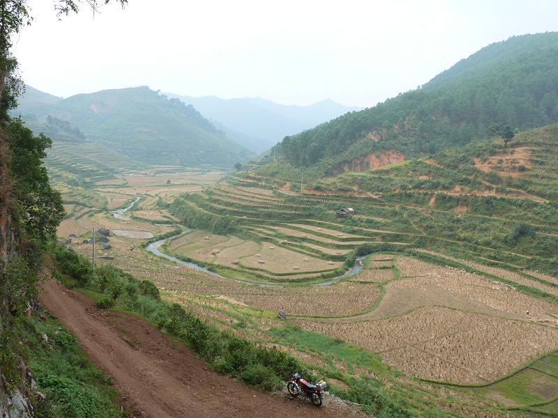 小里奪自然村