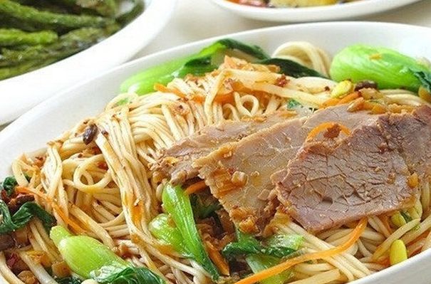 小炒牛肉手工面