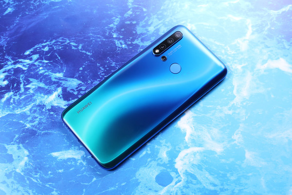 HUAWEI nova 5i