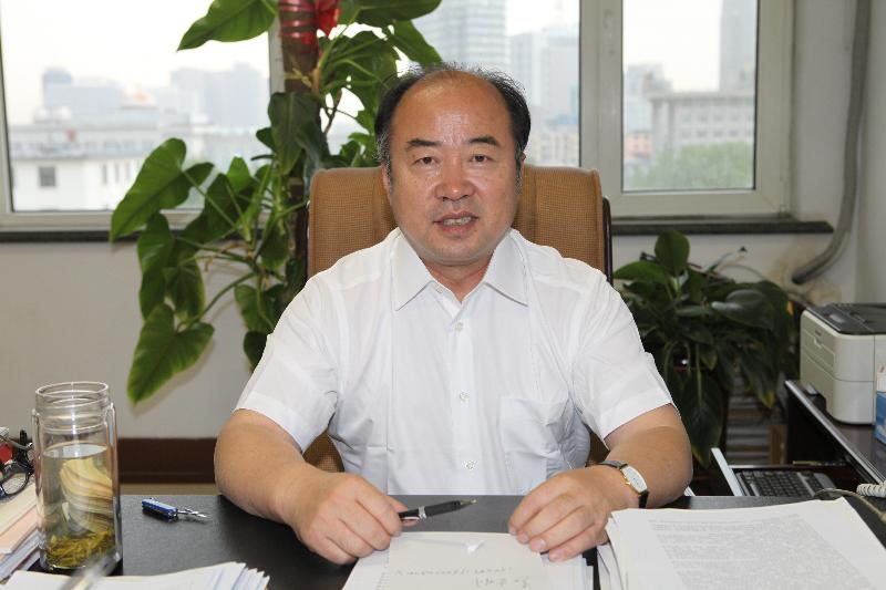 內蒙古自治區政府國資委副主任、黨委委員