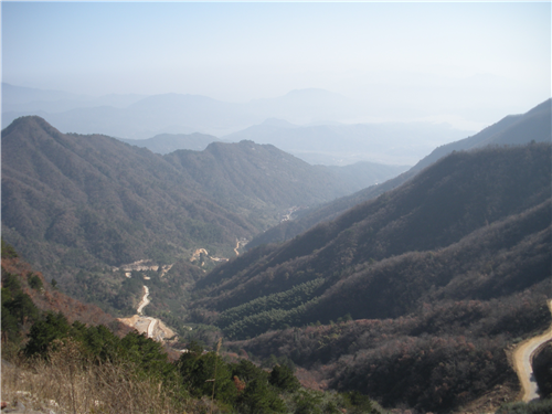 橫山沖村