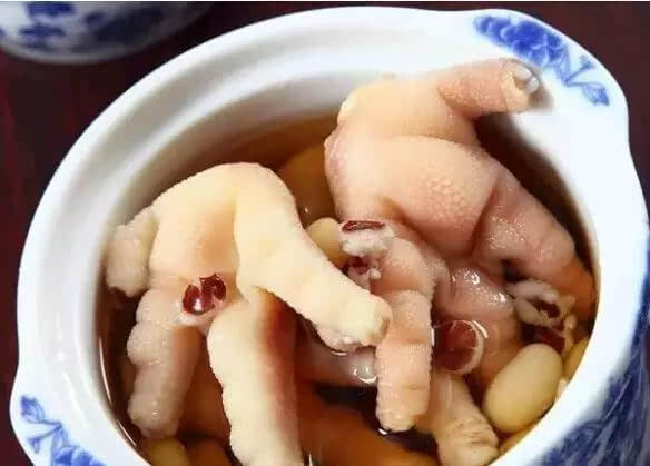 扁豆薏米煲雞腳