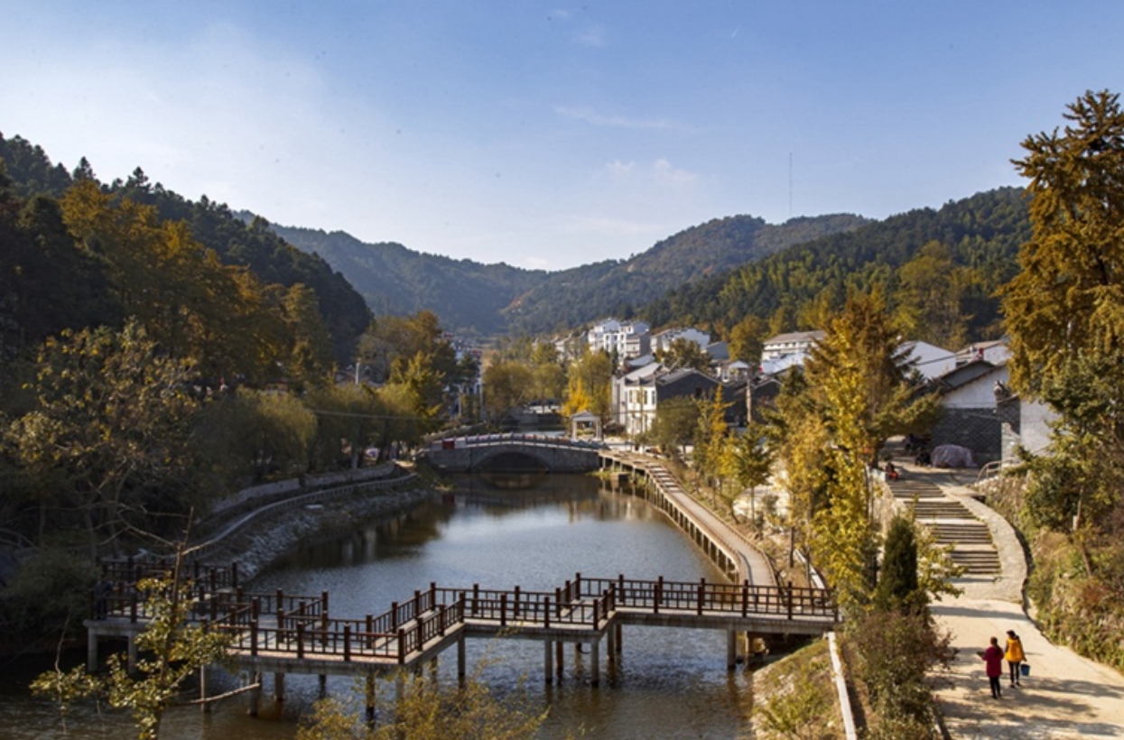 劉家山(湖北省武漢市黃陂區蔡店街道劉家山)