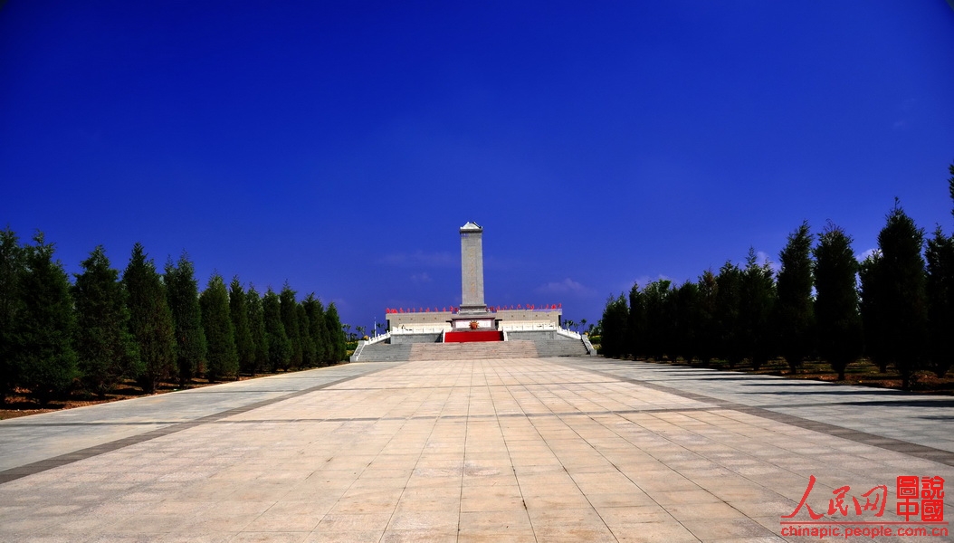 右玉烈士陵園