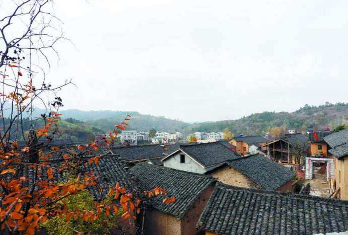 黃土嶺村(河南省信陽新縣田鋪鄉下轄村)