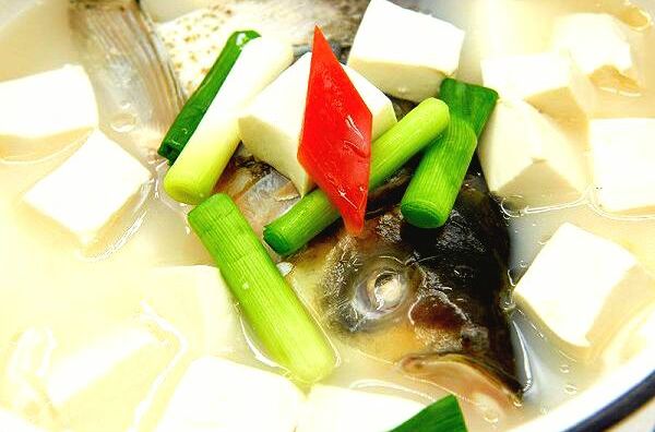 豆腐鰱魚