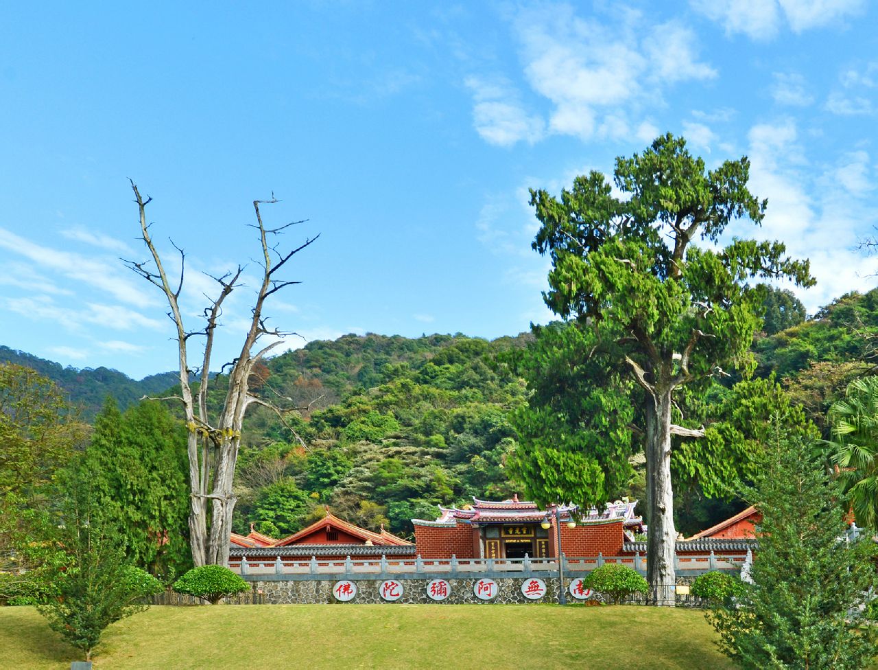 靈光寺(梅州靈光寺)