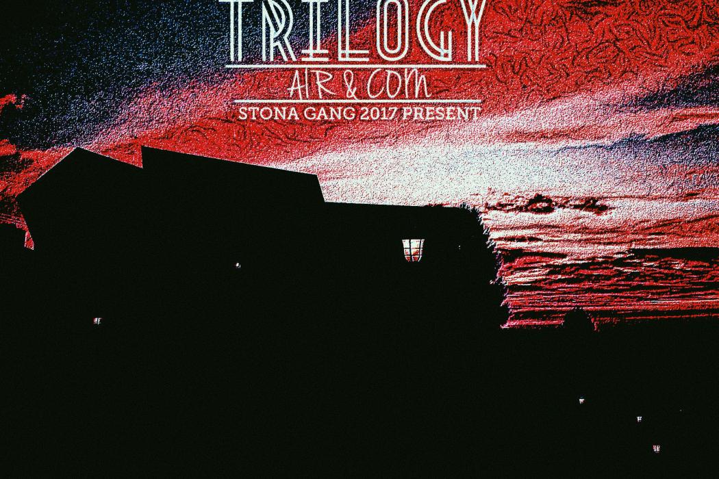 Trilogy（三部曲）