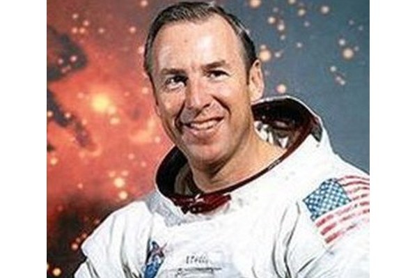 Jim Lovell