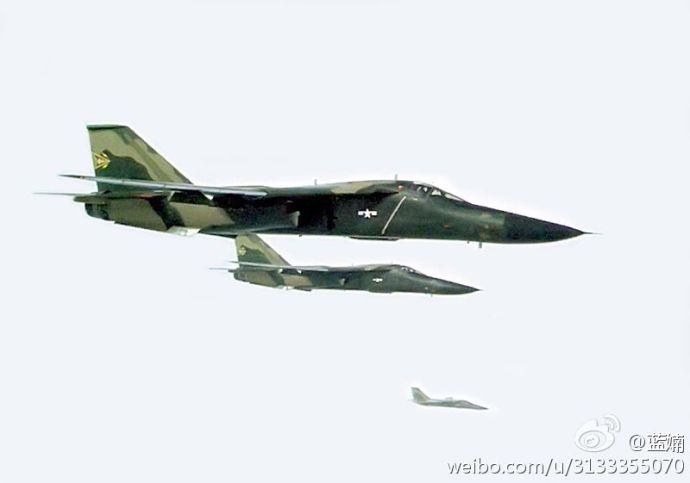 F-111戰鬥轟炸機(F-111)