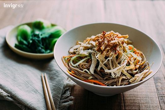 豆腐雞絲蕎麥涼麵