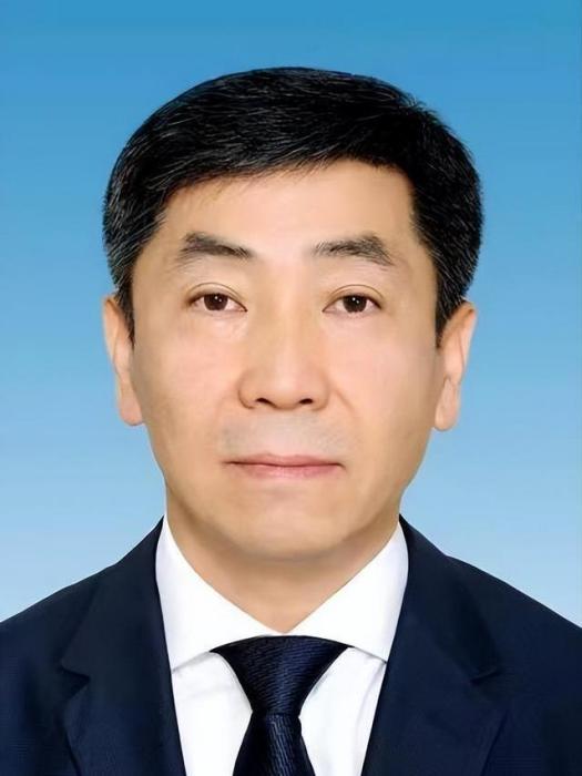 李偉(山東省人民政府副省長、省公安廳廳長)