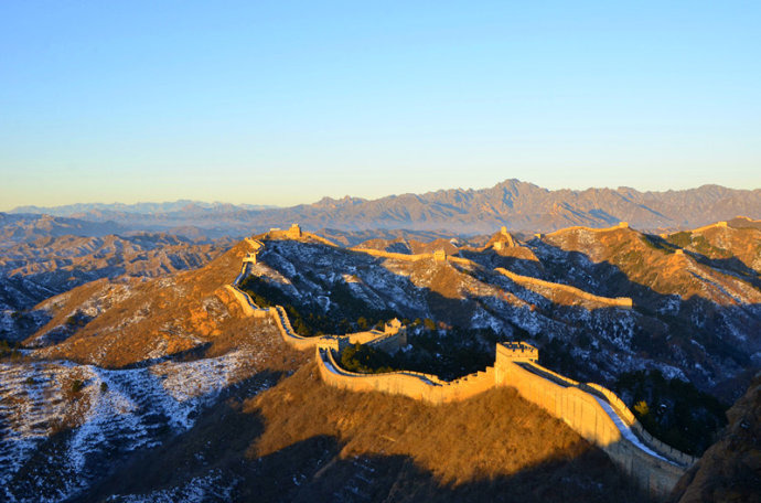 日照 灤平金山嶺