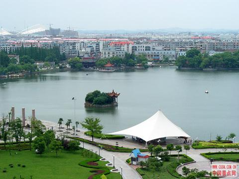 鏡湖公園