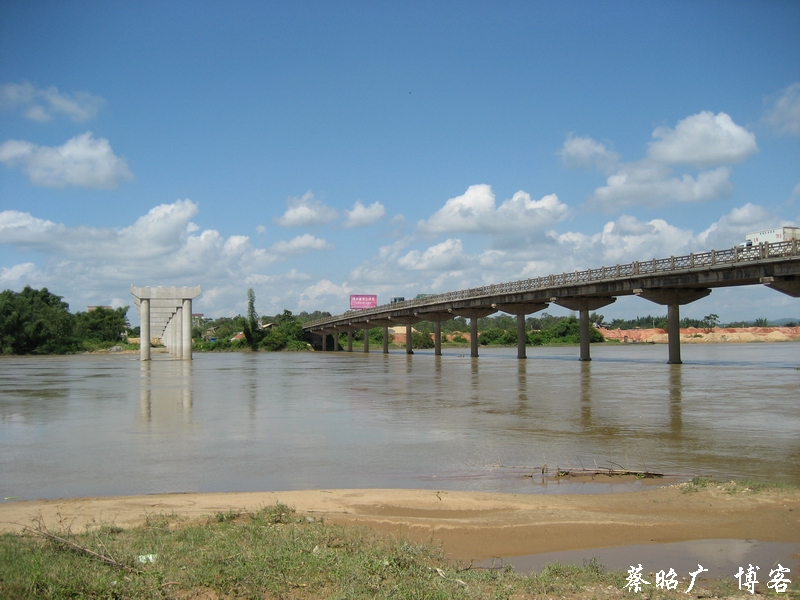 泉水鎮江口大橋(蔡昭廣 攝)