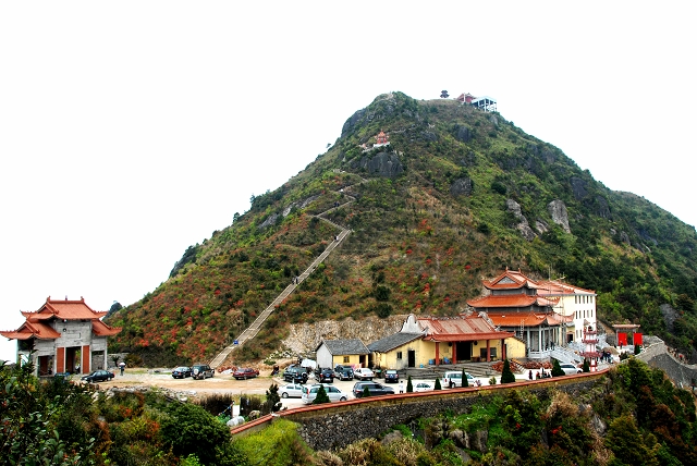 白馬山(山東省微山縣白馬山)