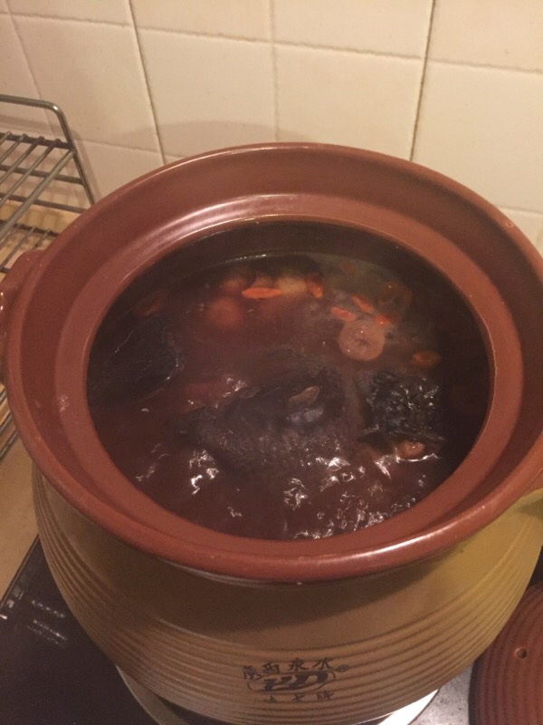 麥冬無花果烏雞湯