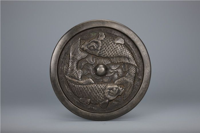 金雙魚鏡(中國古代銅鏡)