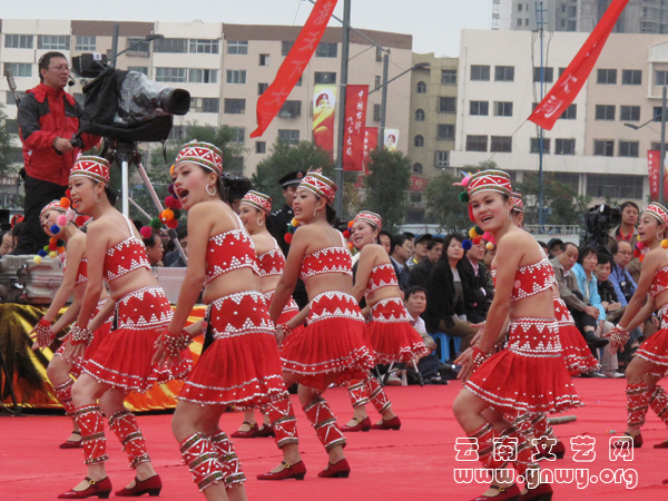 舞蹈《快樂的哈尼姑娘》