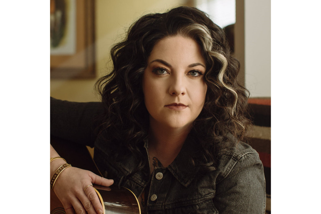 阿什利·麥布萊德(Ashley McBryde)