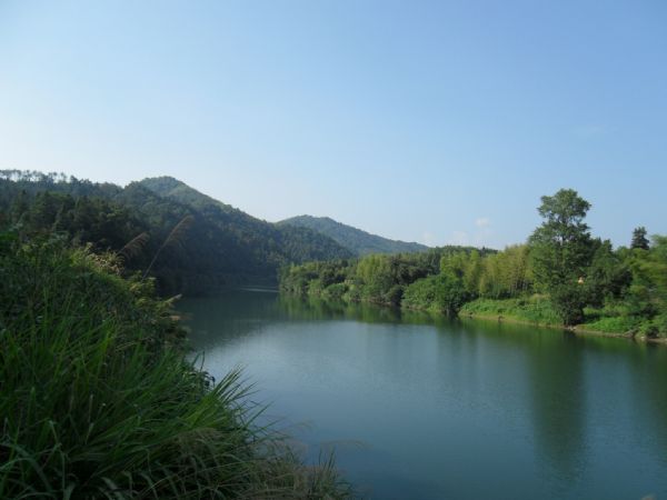 蘆溪村(山西省原平市大牛店鎮蘆溪村)