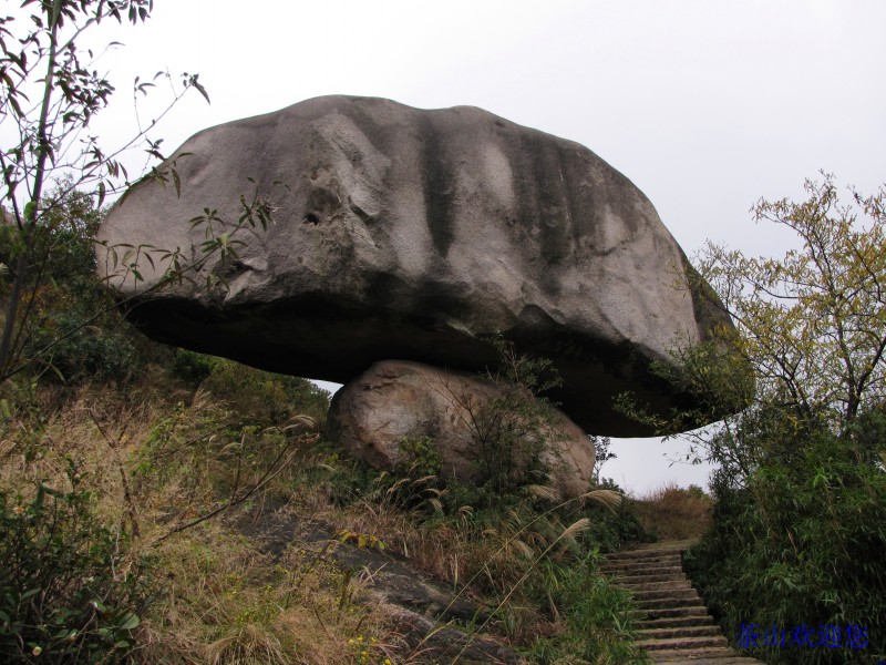 羅勝村