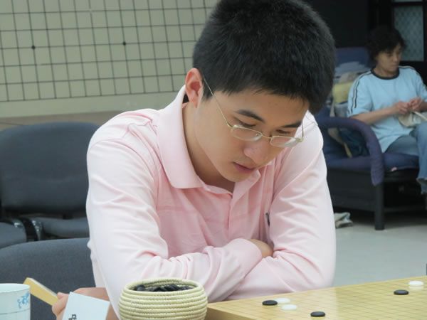 尹航(中國職業圍棋棋手)