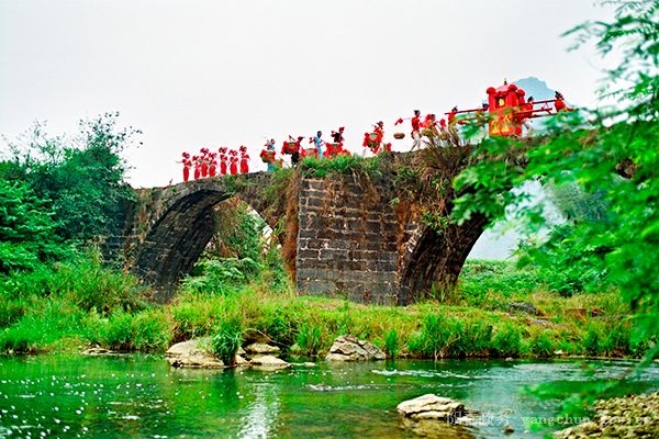 那烏古橋