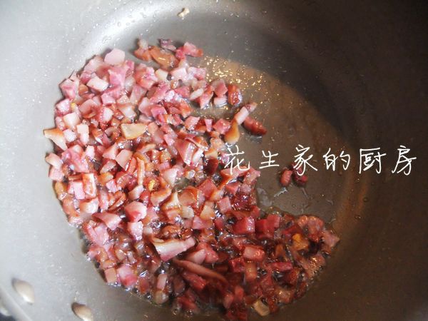 臘肉鹹菜丁蛋炒飯