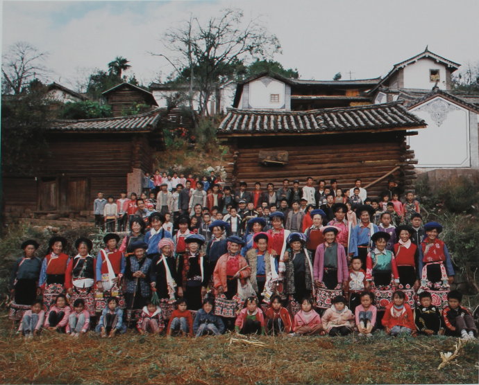 甸中村(雲南省昆明市安寧市溫泉鎮甸中村)