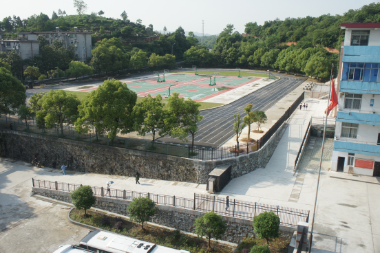 岳陽市岳化三中(岳化三中)