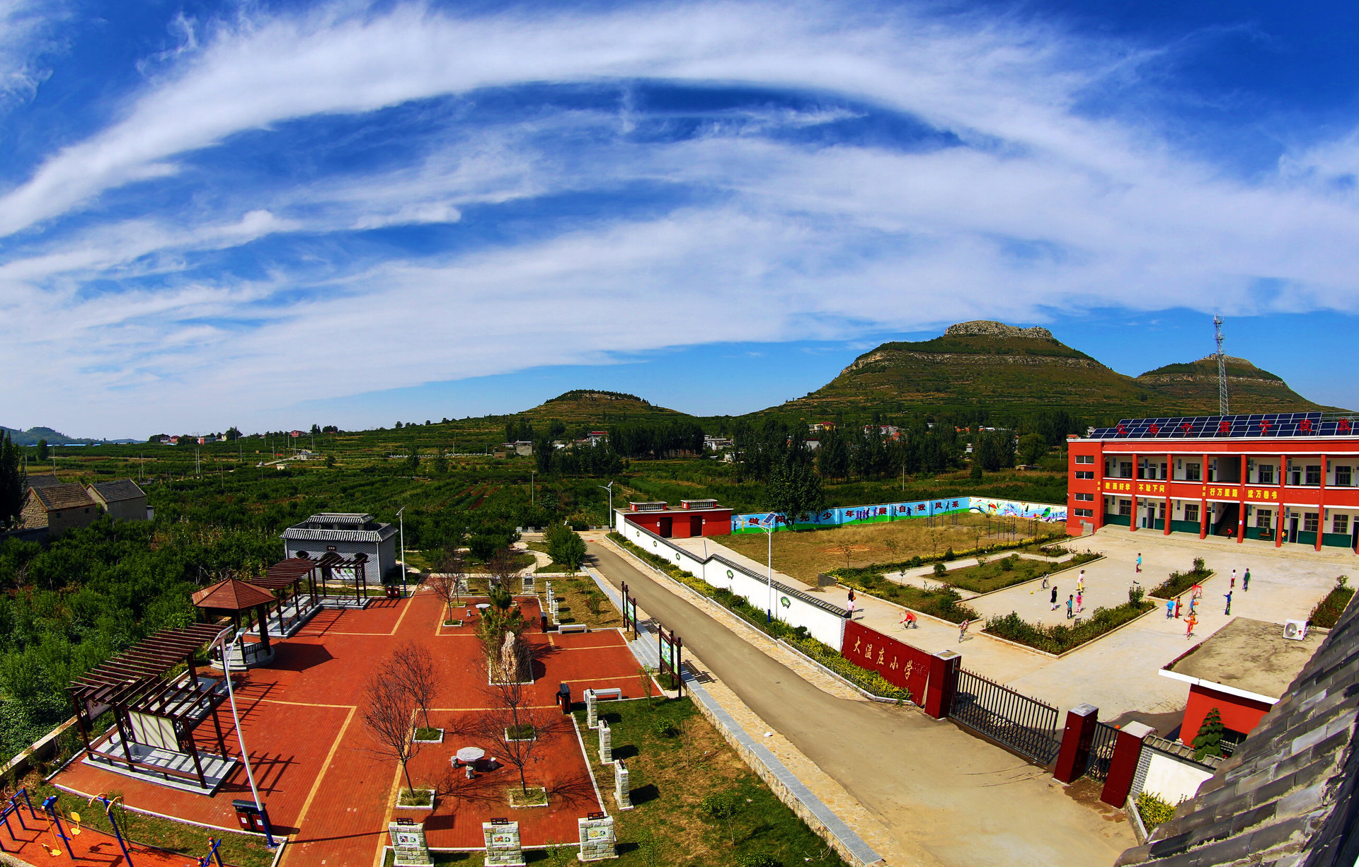 溫莊村(山東省棗莊市山亭區馮卯鎮溫莊村)